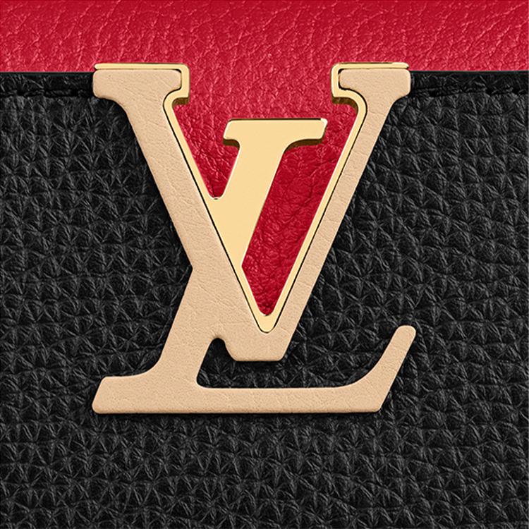 LOUIS VUITTON Capucines