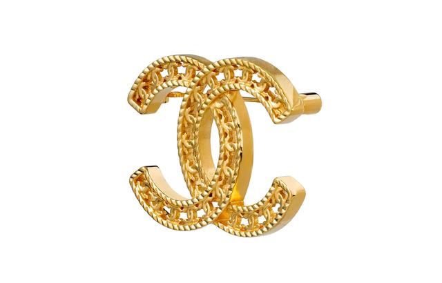 CHANEL C logo