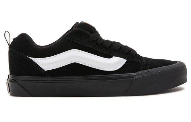 Vans Knu Skool