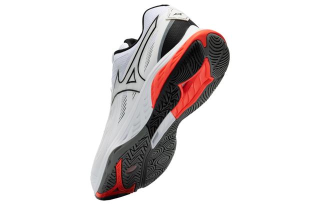 Mizuno Wave Fang 2