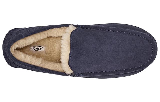 UGG Ascot Slipper