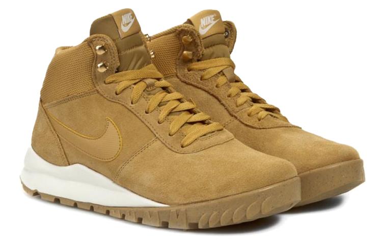 Nike hoodland suede