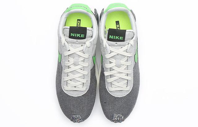 Nike Waffle DMSX