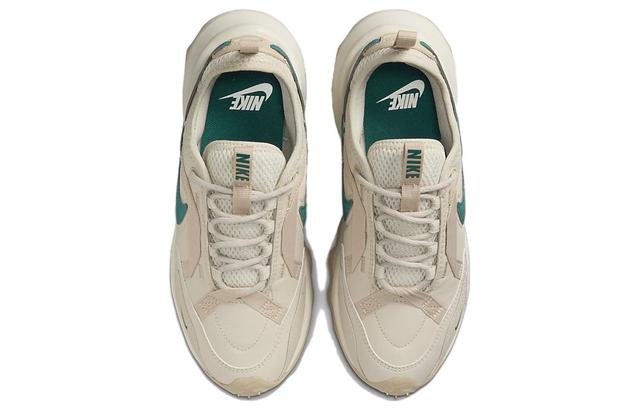 Nike TC 7900