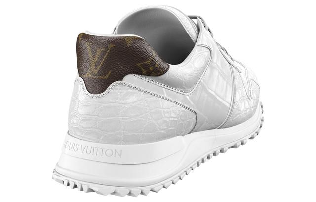 LOUIS VUITTON Run Away