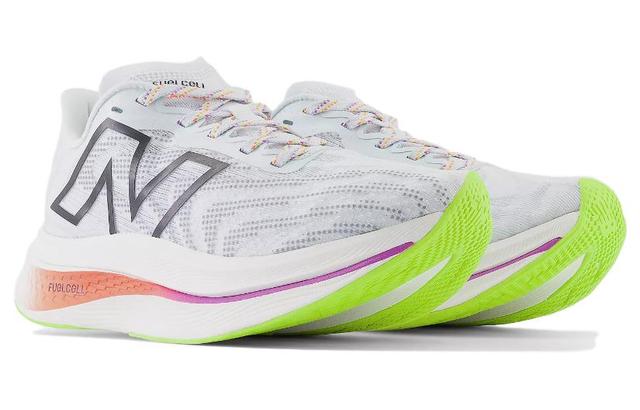 New Balance NB FuelCell SuperComp Trainer v2