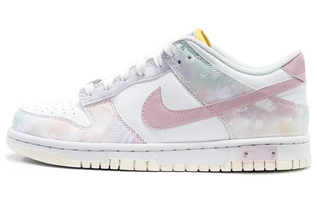 Nike Dunk Low baby pink