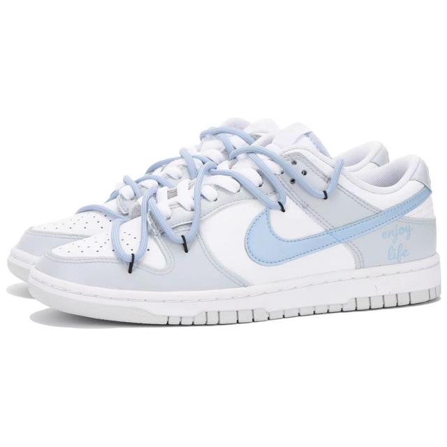 Nike Dunk Low "Pure Platinum" Vibe