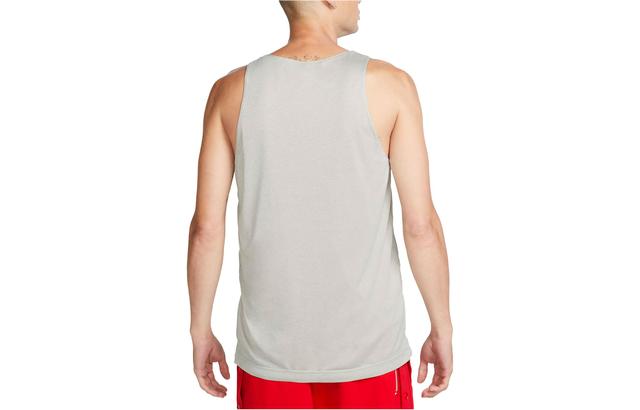 Nike Dri-FIT Standard Issue