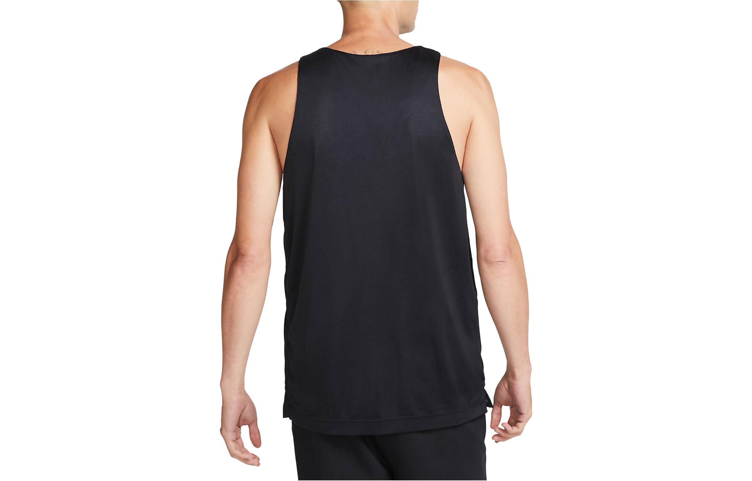 Nike Dri-FIT Standard Issue