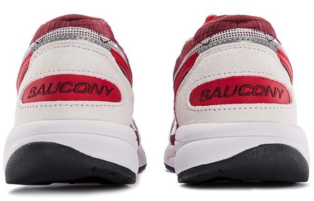 Saucony Aya