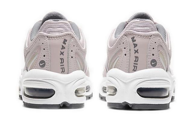 Nike Air Max Tailwind 4