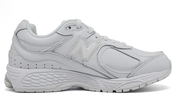 New Balance NB 2002R