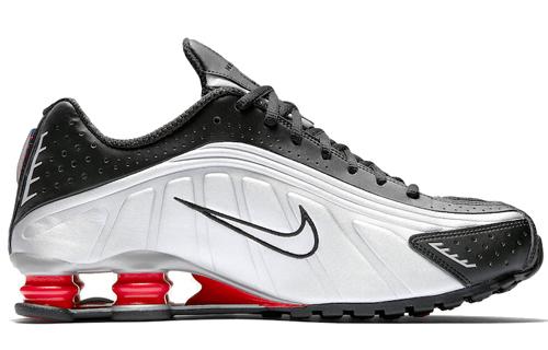 Nike Shox R4