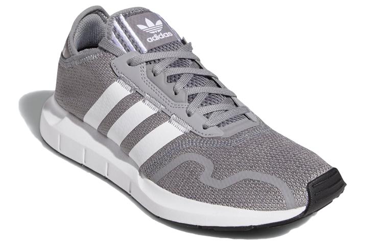 adidas originals Swift Run X