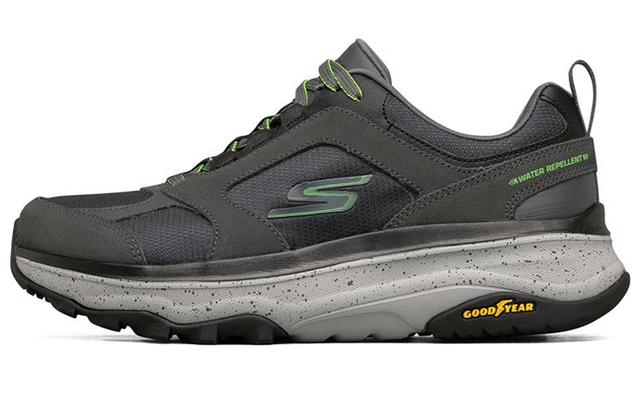 Skechers Max Cushioning Trail