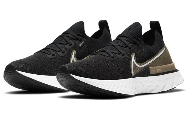 Nike React Infinity Run Flyknit 1