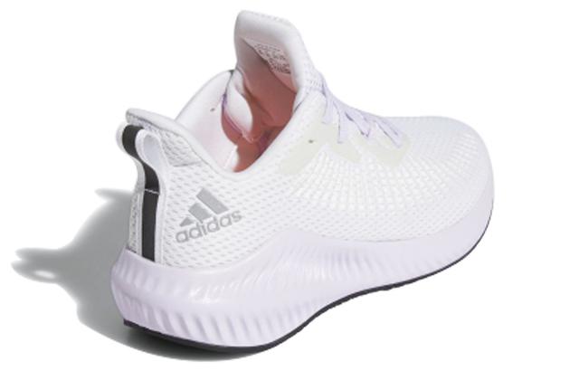 adidas Alphabounce 3