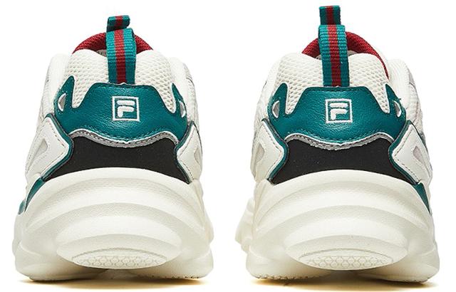 FILA Skipper