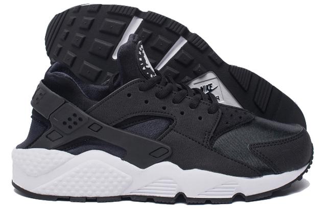 Nike Huarache Black White (W)