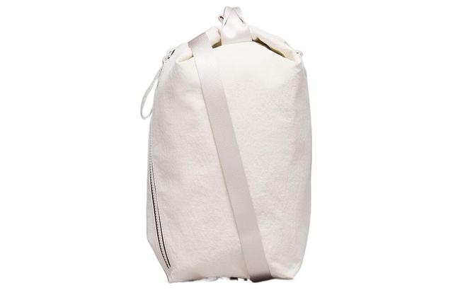 lululemon Fast Track 10L