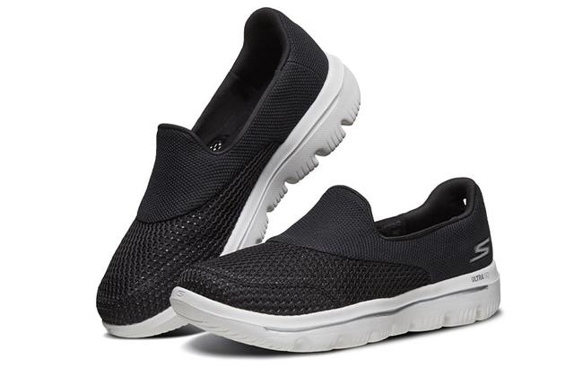 Skechers Go Walk Evolution Ultra