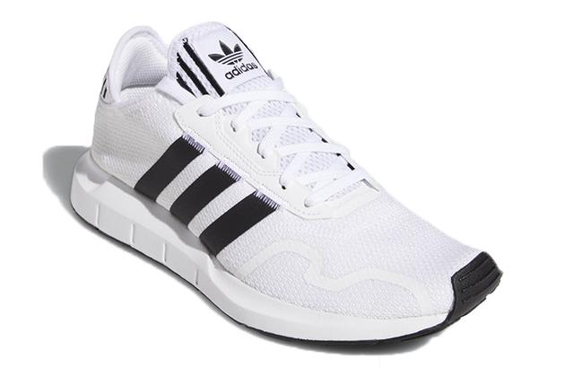 adidas originals Swift Run X