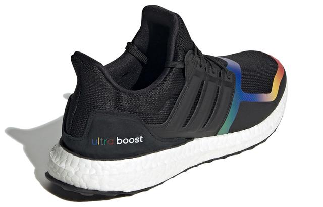 adidas Ultraboost DNA