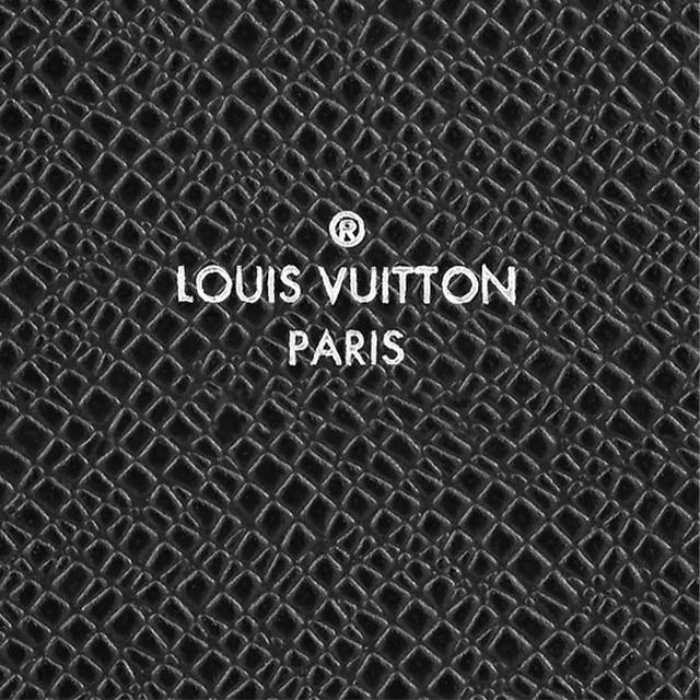 LOUIS VUITTON ON STRAP Logo