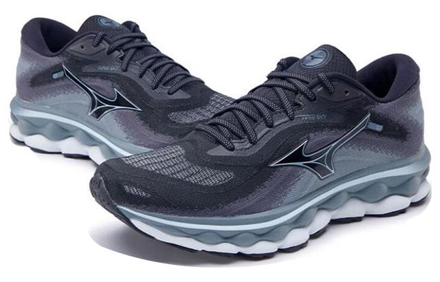 Mizuno Wave Sky 7