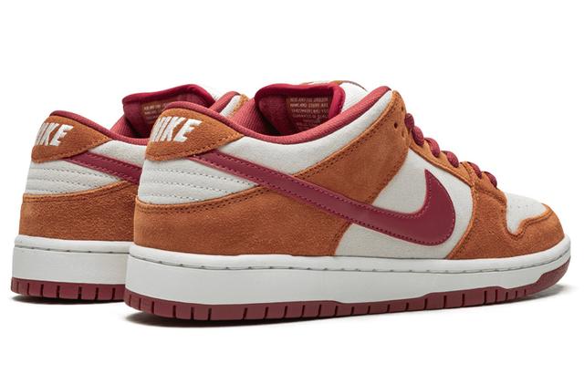 Nike Dunk SB Pro "Russet Cedar"