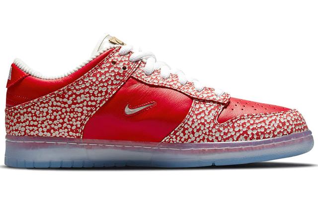 Stingwater x Nike Dunk SB og qs "magic mushroom"