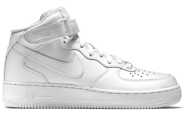 Nike Air Force 1 07 LE