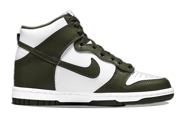 Nike Dunk "Olive Green" GS