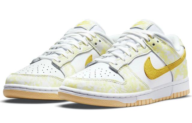 Nike Dunk Low OG "Yellow Strike"