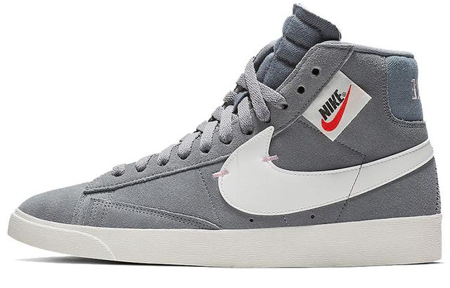 Nike Blazer Rebel