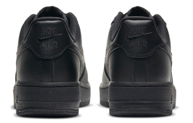 Nike Air Force 1 Low triple black