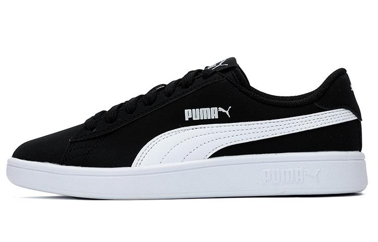 PUMA Smash v2 Buck