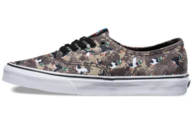 Vans Authentic Nintendo "Duck Hunt"