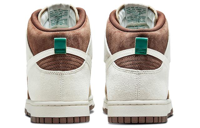 Nike Dunk Retro PRM "Light Chocolate"