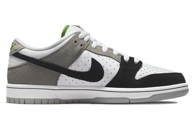 Nike Dunk SB chlorophyll