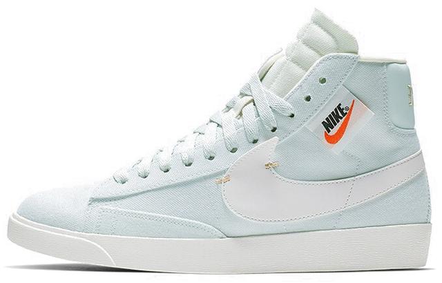 Nike Blazer REBEL logo