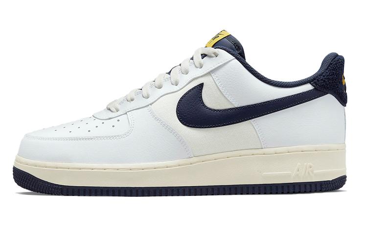 Nike Air Force 1 Low '07 LV8