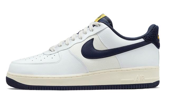 Nike Air Force 1 Low '07 LV8