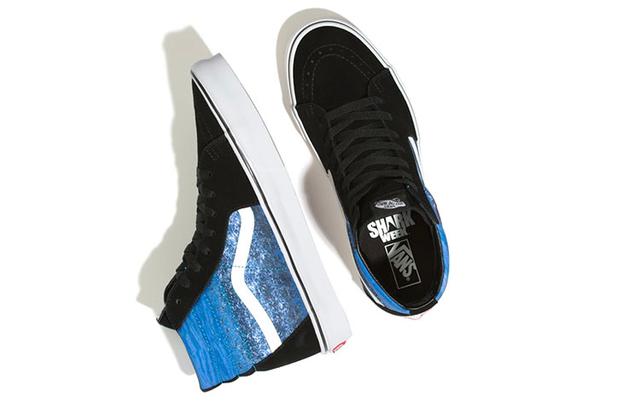 Discovery x Vans SK8 Shark Week