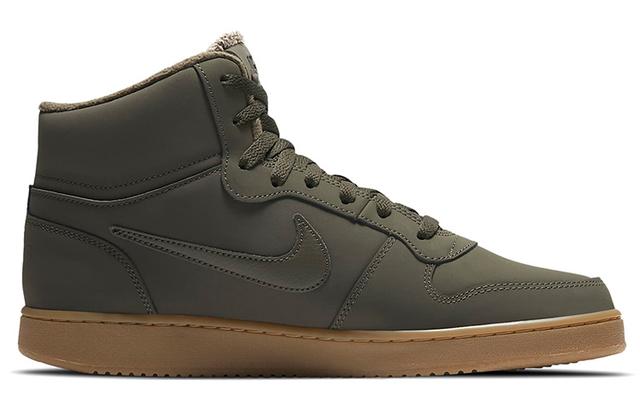 Nike EBERNON Mid SE