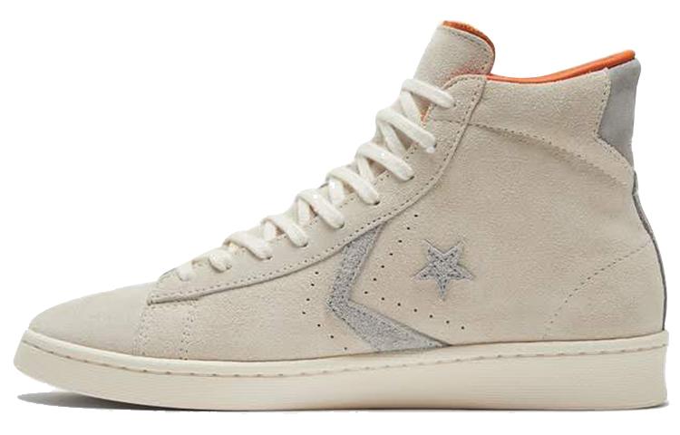 Bugs Bunny x Converse Cons Pro Leather