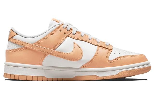 Nike Dunk Low harvest moon