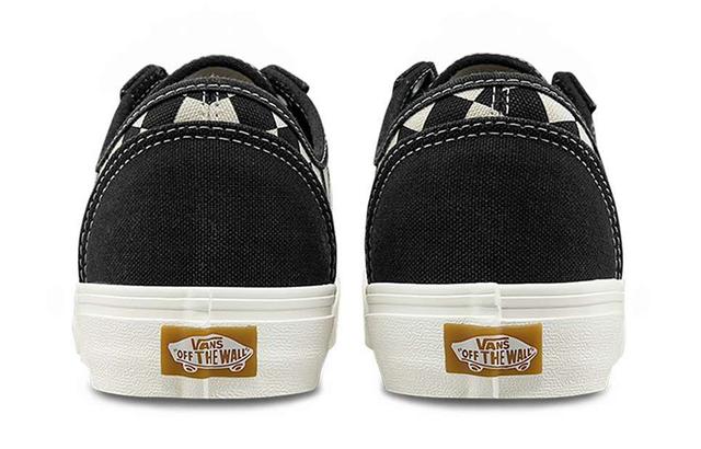 Vans Style 36