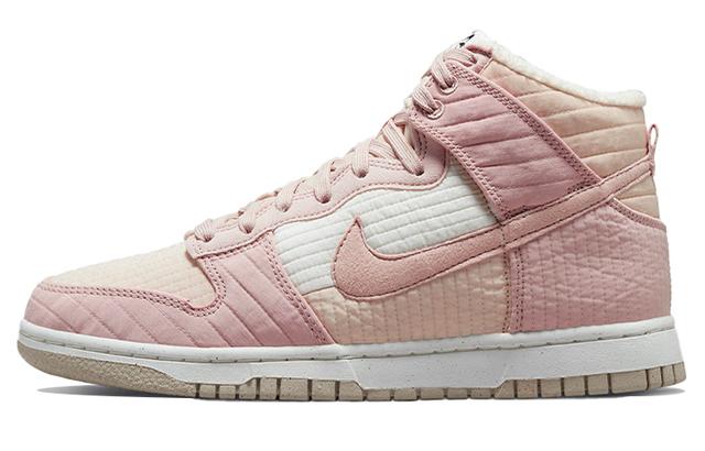 Nike Dunk LX NN